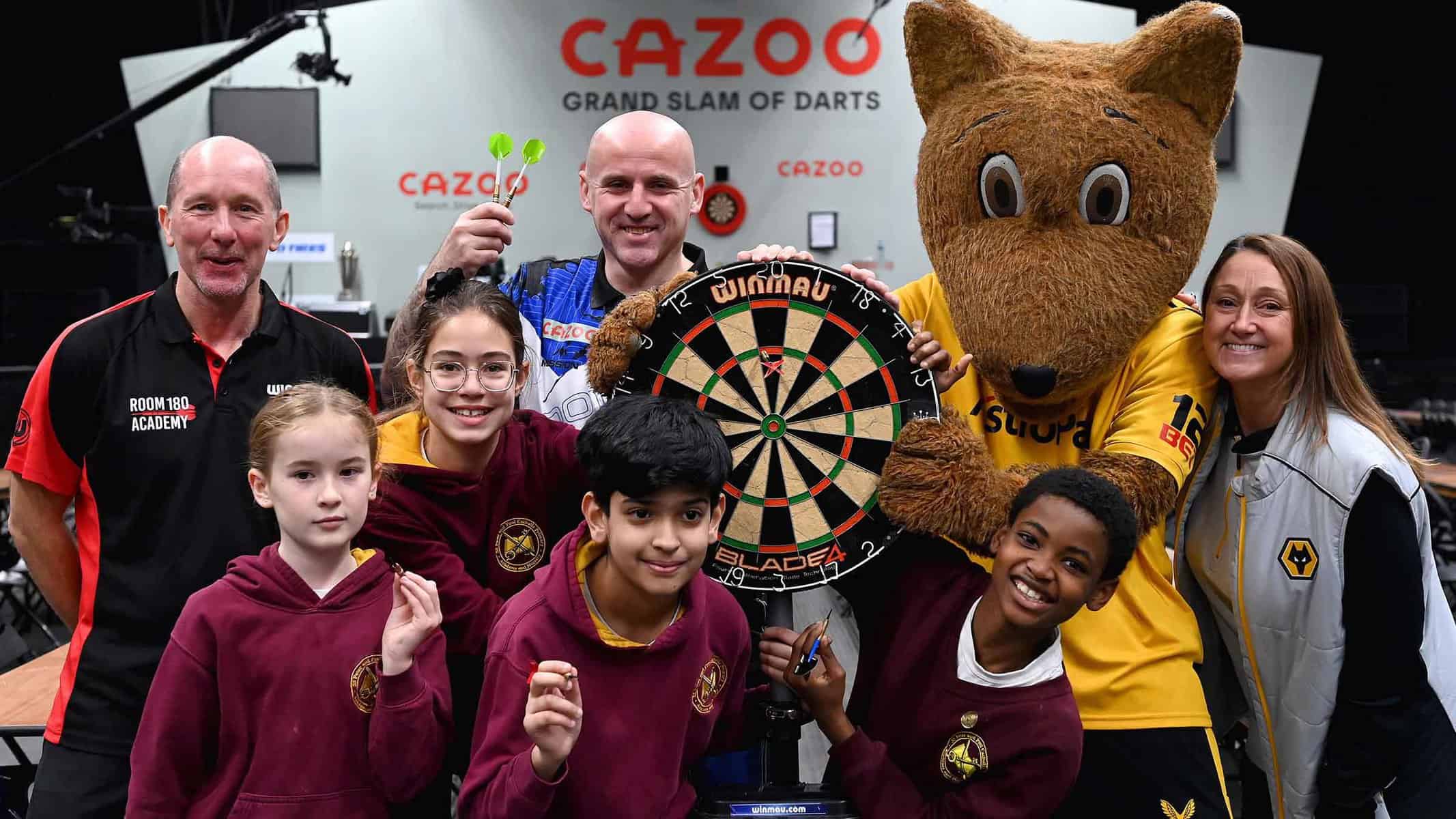 Wolves Foundation team up with PDC for Maths through Darts session Image